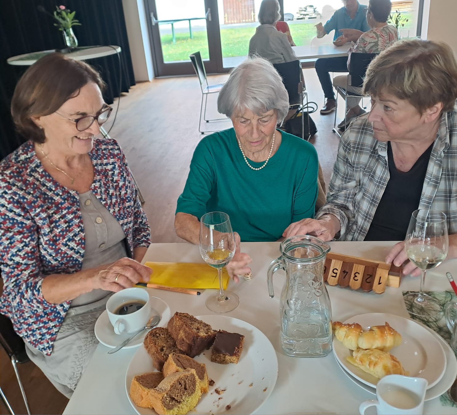 Gemütliches Beisammensein / Anna Gruber-Schreiner